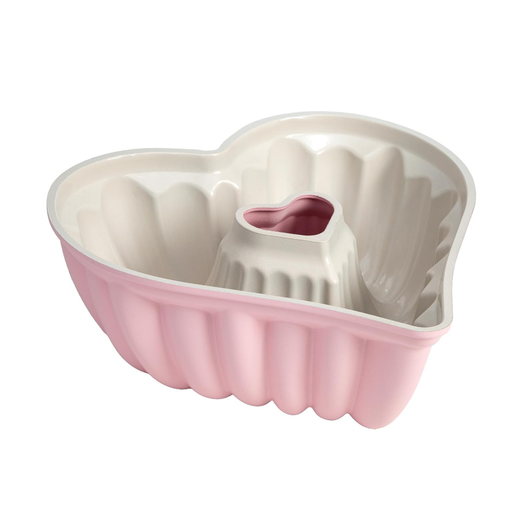 Paris Hilton Heart Shaped Fluted Cake Pan
